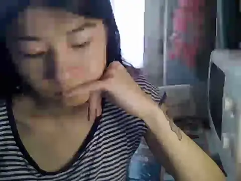 Snapshot of CarlyJoy chatting on 05.31.26 CarlyJoy online show from 05.31.26