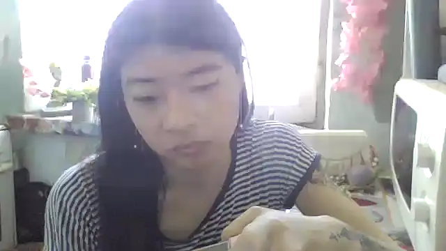 Snapshot of CarlyJoy chatting on 06.03.26 CarlyJoy online show from 06.03.26