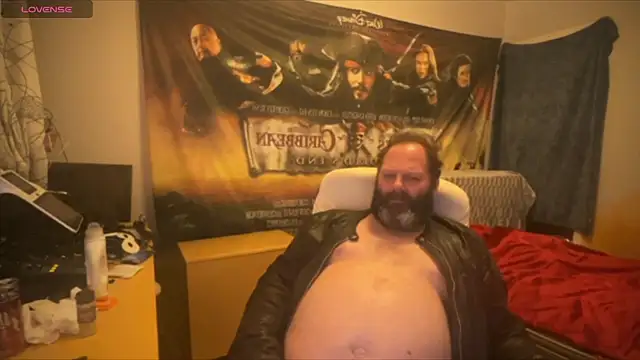 Snapshot of master_227 chatting on 12.04.24 master 227 online show from 12.04.24