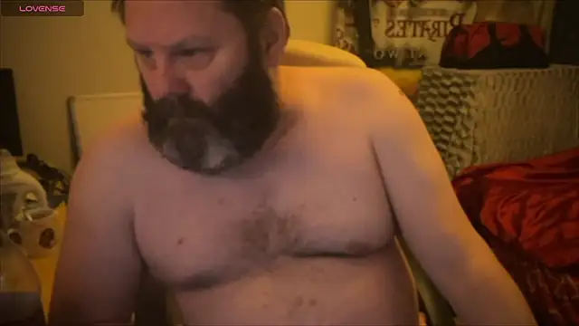 Snapshot of master_227 chatting on 12.25.24 master 227 online show from 12.25.24