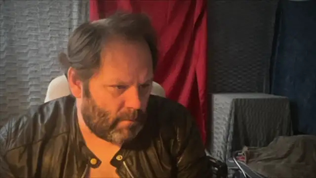 Snapshot of master_227 chatting on 02.21.25 master 227 online show from 02.21.25