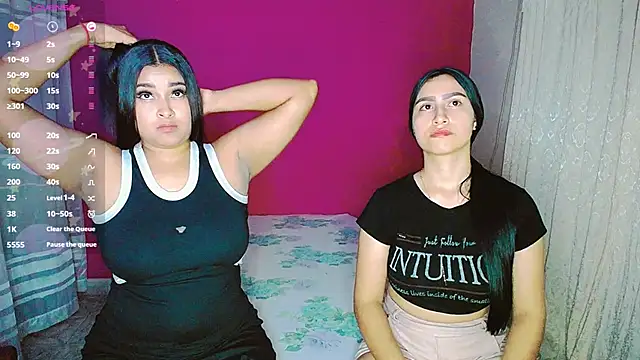 Snapshot of violeta_rous chatting on 01.18.25 violeta rous online show from 01.18.25