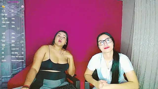 Snapshot of violeta_rous chatting on 03.11.25 violeta rous online show from 03.11.25