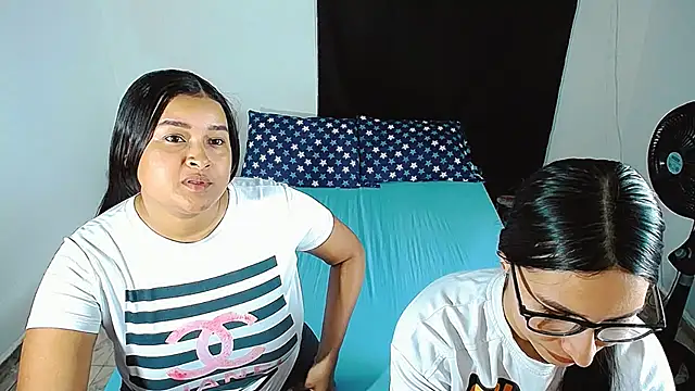 Snapshot of violeta_rous chatting on 09.10.25 violeta rous online show from 09.10.25