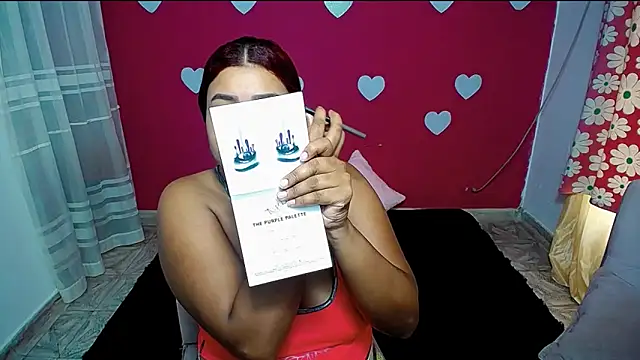 Snapshot of violeta_rous chatting on 04.20.26 violeta rous online show from 04.20.26