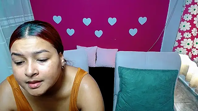 Snapshot of violeta_rous chatting on 05.20.26 violeta rous online show from 05.20.26