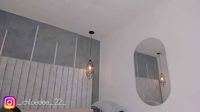 chloe d online show from 12.30.24
