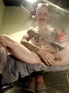 Snapshot of deepstroker42071 chatting on 11.18.25 deepstroker42071 online show from 11.18.25