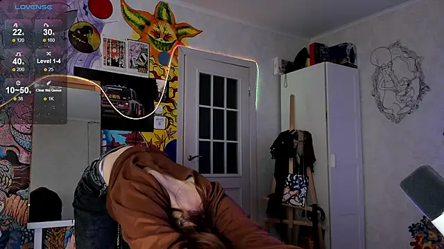 Sunny Mouse  online show from 12.02.24