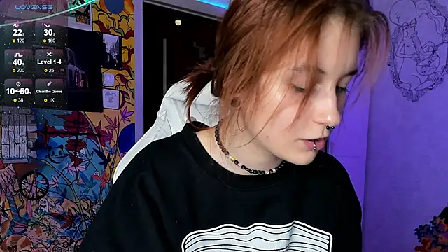 Sunny Mouse  online show from 12.18.24