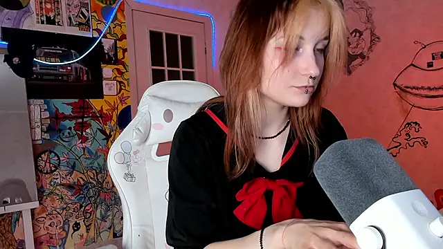 Sunny Mouse  online show from 02.22.25