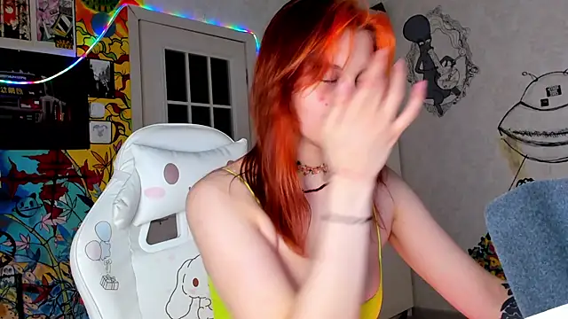 Sunny Mouse  online show from 03.18.25