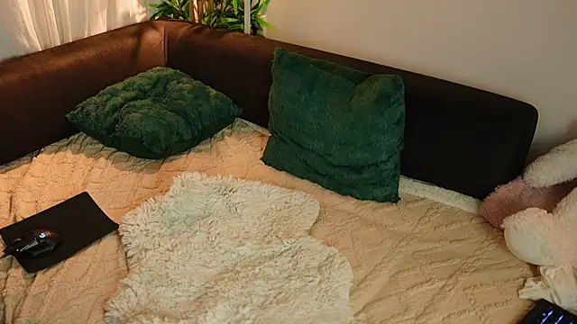 mbcaanna online show from 12.22.24