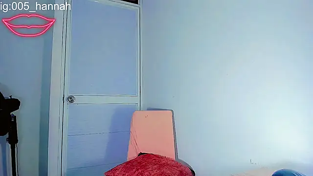 Hannahsmit online show from 10.17.25