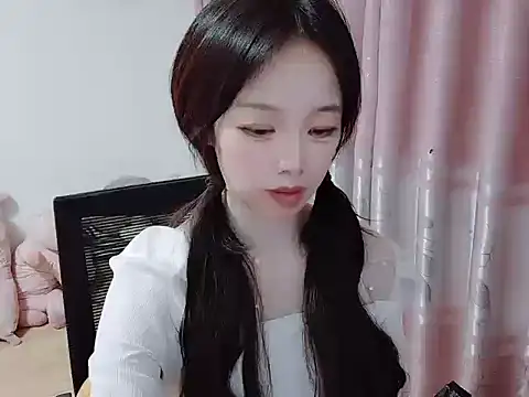 wwcc123 online show from 10.24.25