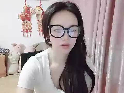 wwcc123 online show from 04.18.26