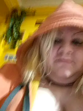 ducicsajsziii online show from 01.28.25