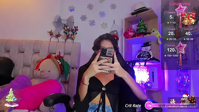 Snapshot of Gorgeous_Team chatting on 12.14.24 Gorgeous Team online show from 12.14.24