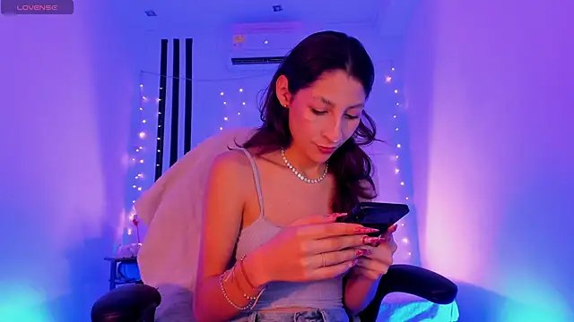 Snapshot of Gorgeous_Team chatting on 02.20.26 Gorgeous Team online show from 02.20.26