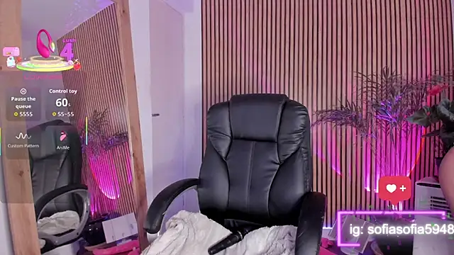 sofiah  online show from 10.09.25