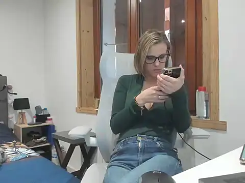 Madame Callie online show from 03.11.26