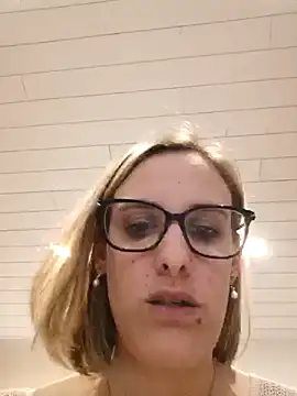 Madame Callie online show from 06.20.26