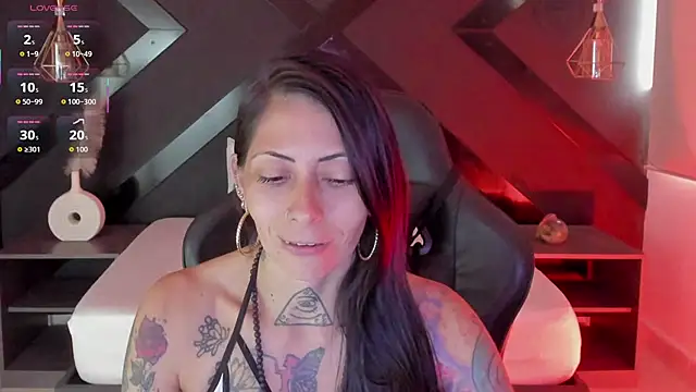 dark gotica online show from 01.31.26