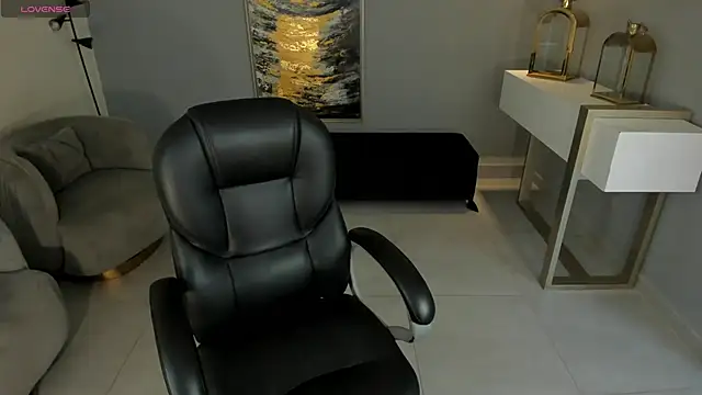 Snapshot of AlessiaCorleone_ chatting on 02.24.25 AlessiaCorleone online show from 02.24.25