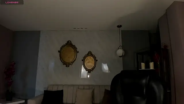 Snapshot of AlessiaCorleone_ chatting on 09.25.25 AlessiaCorleone online show from 09.25.25