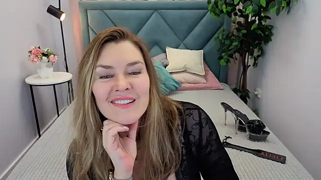 Snapshot of Adele_Russo chatting on 03.01.26 Adele Russo online show from 03.01.26