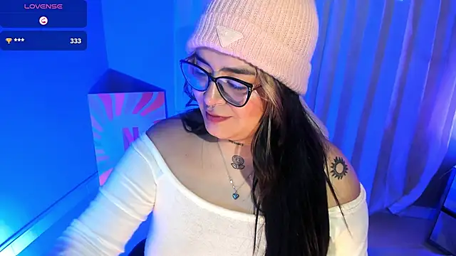 chloe bonnet online show from 12.21.24