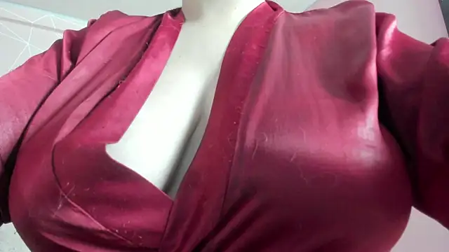 dolly zoe online show from 09.15.25