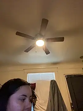 xocrybaby online show from 11.26.25