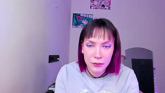 Snapshot of dollmore chatting on 02.21.26 dollmore online show from 02.21.26