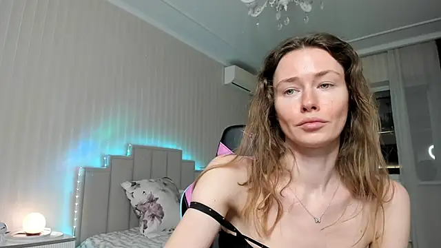 ooksiiii online show from 04.04.26