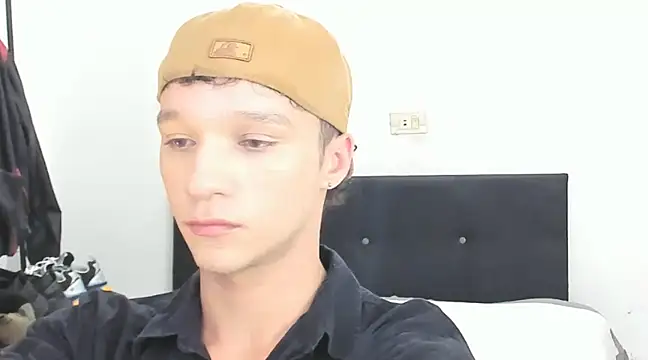 angelcortes online show from 01.07.25