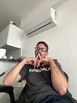 julian333 online show from 03.22.25