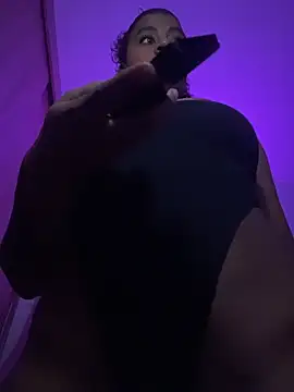 charlotteeruss online show from 04.19.26