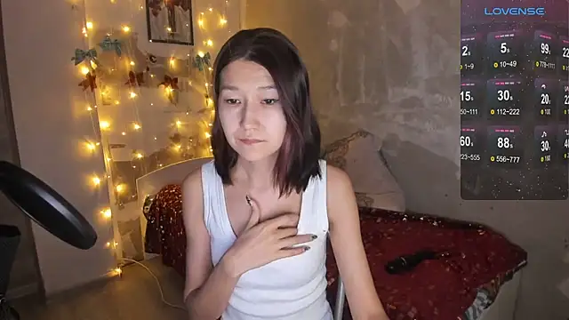 LeyylaStoone online show from 01.04.25