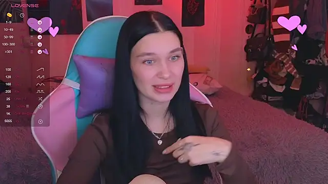 Snapshot of Amanda_Tender chatting on 01.06.25 Amanda Tender online show from 01.06.25