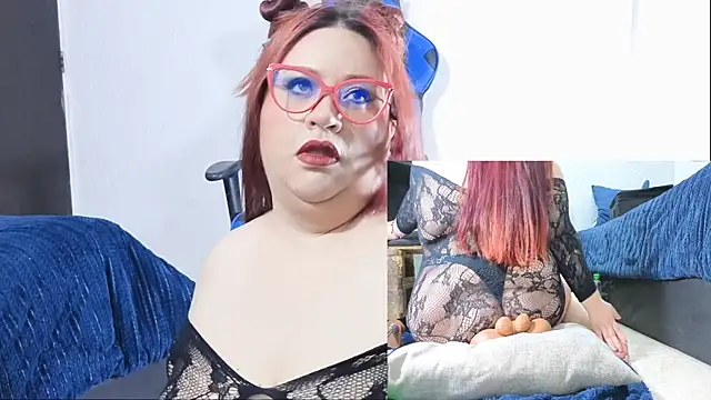 Snapshot of anacohen chatting on 11.03.25 anacohen online show from 11.03.25