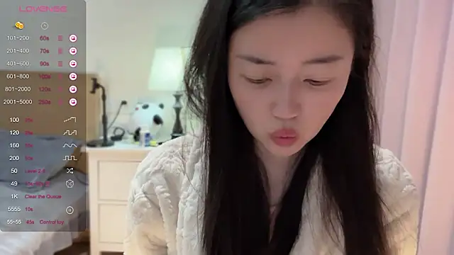 A-xena online show from 01.29.25