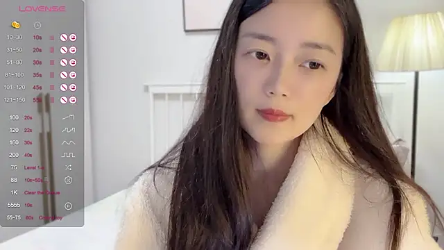 A-xena online show from 02.18.25