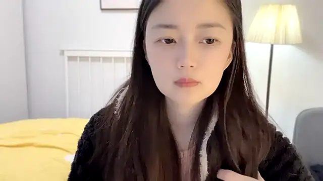 A-xena online show from 02.25.25