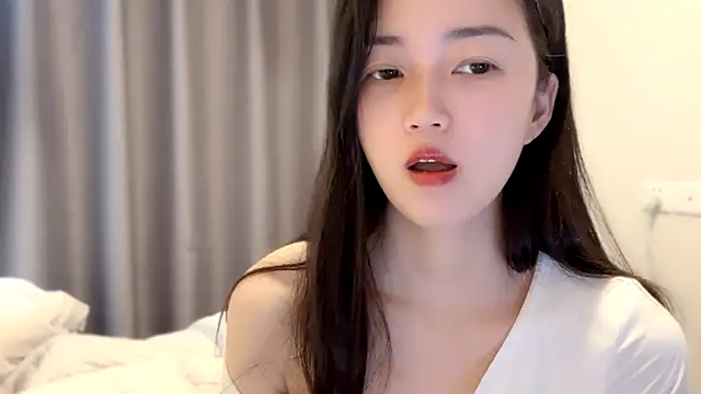 A-xena online show from 03.19.25