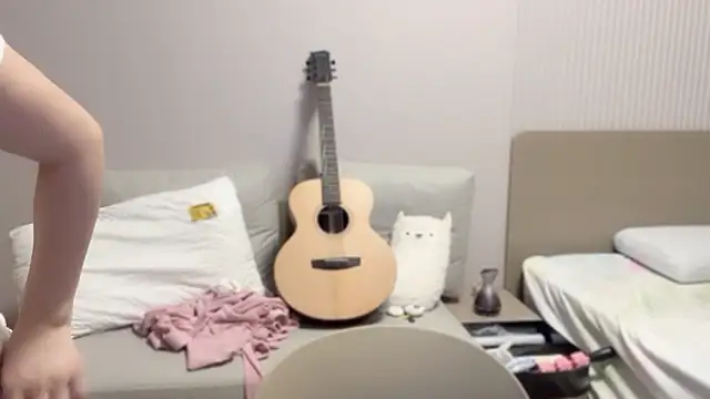 A-xena online show from 10.20.25