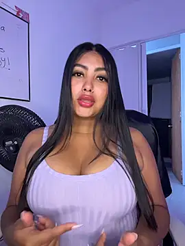 NatashaBrown12 online show from 11.03.25