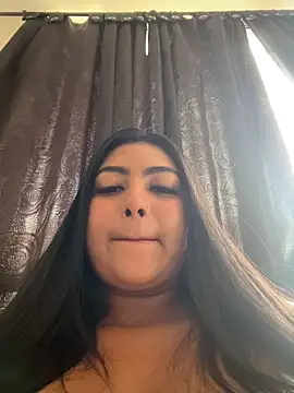 NatashaBrown12 online show from 12.03.25