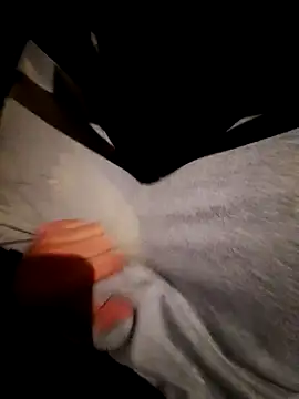 Snapshot of _badboyyy_6969 chatting on 10.28.25 badboyyy 6969 online show from 10.28.25