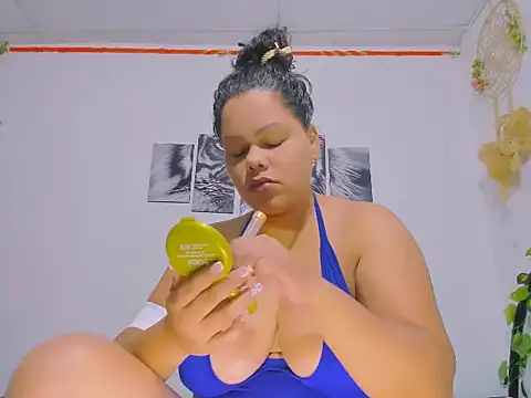 Alhelqueen online show from 02.17.26